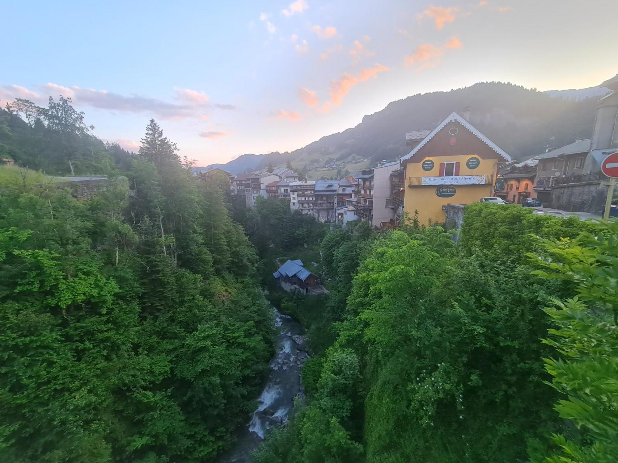 Hotel Le Montblanc Flumet Ngoại thất bức ảnh